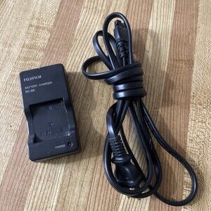 Original FUJIFILM BC-45 BC-45B Battery Charger for NP-45 / 45A FinePix J35, J37